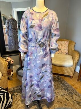 Lavender Floral Tie-Waist Maxi Dress with Long Sleeves